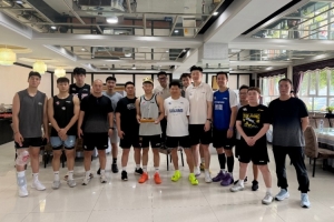 免费尼克斯1vs马刺首发阵容_免费尼克斯1vs马刺首发阵容在线观看_免费看直播