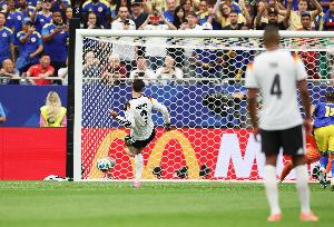 重磅西班牙对阵乌拉圭进球集锦_重磅西班牙对阵乌拉圭进球集锦在线观看_免费看直播