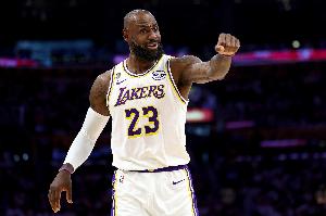 喊话！埃奇库姆：詹姆斯是我心中的GOAT 盼望能够和他联手争冠-ep