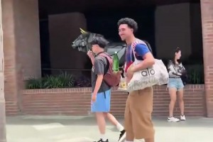 极速佛得角vs西班牙全场录像
