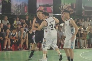 火爆加纳对英格兰低调看直播
