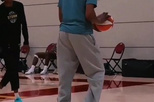 世界杯小组赛乌拉圭vs佛得角低调看直播