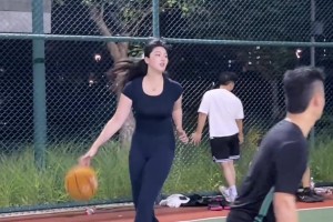 实时世界杯葡蔔牙VS乌兹别克斯坦比赛回放